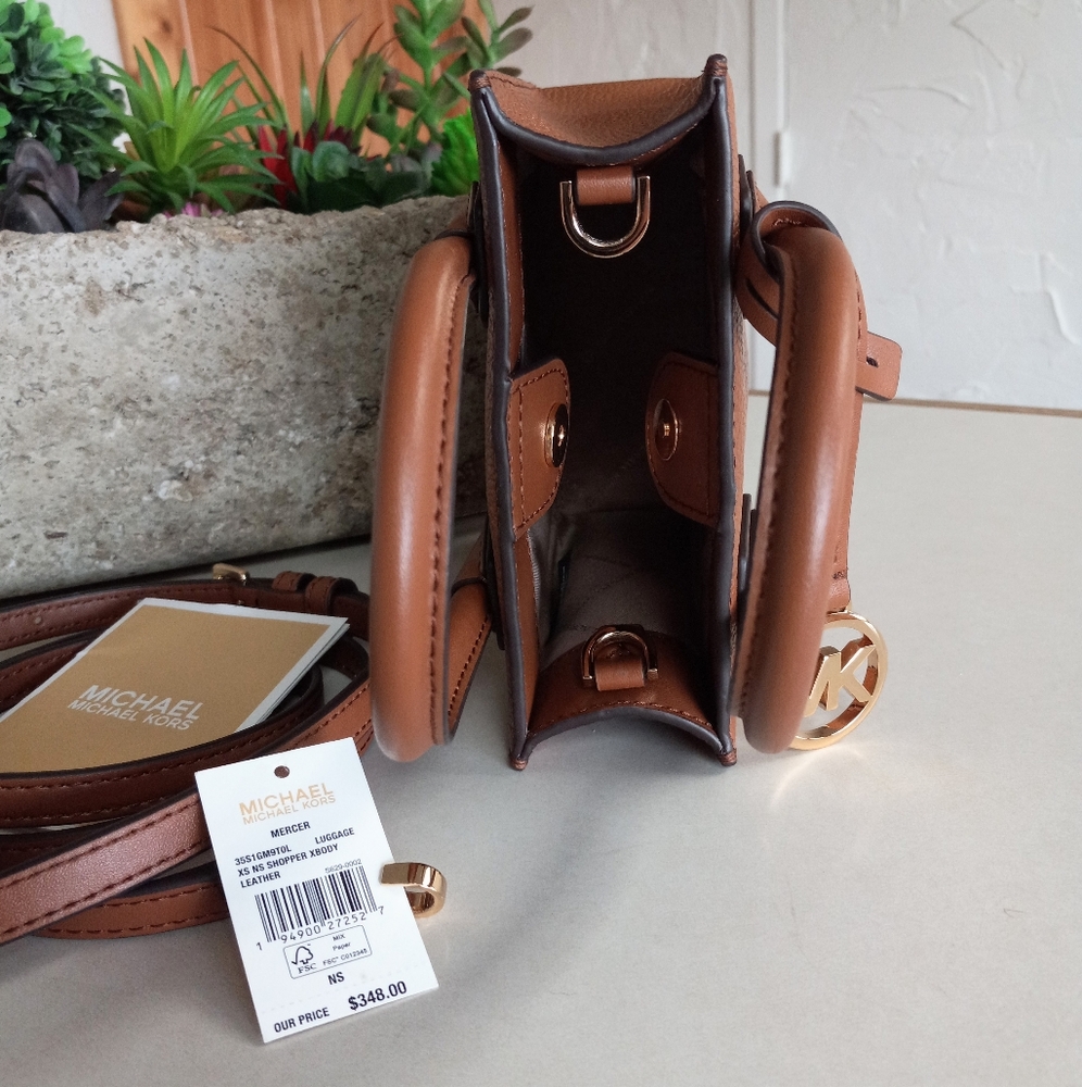 Michael Kors*FREE Mercer Extra-Small Pebbled Leather Crossbody Bag - Picture 9 of 9